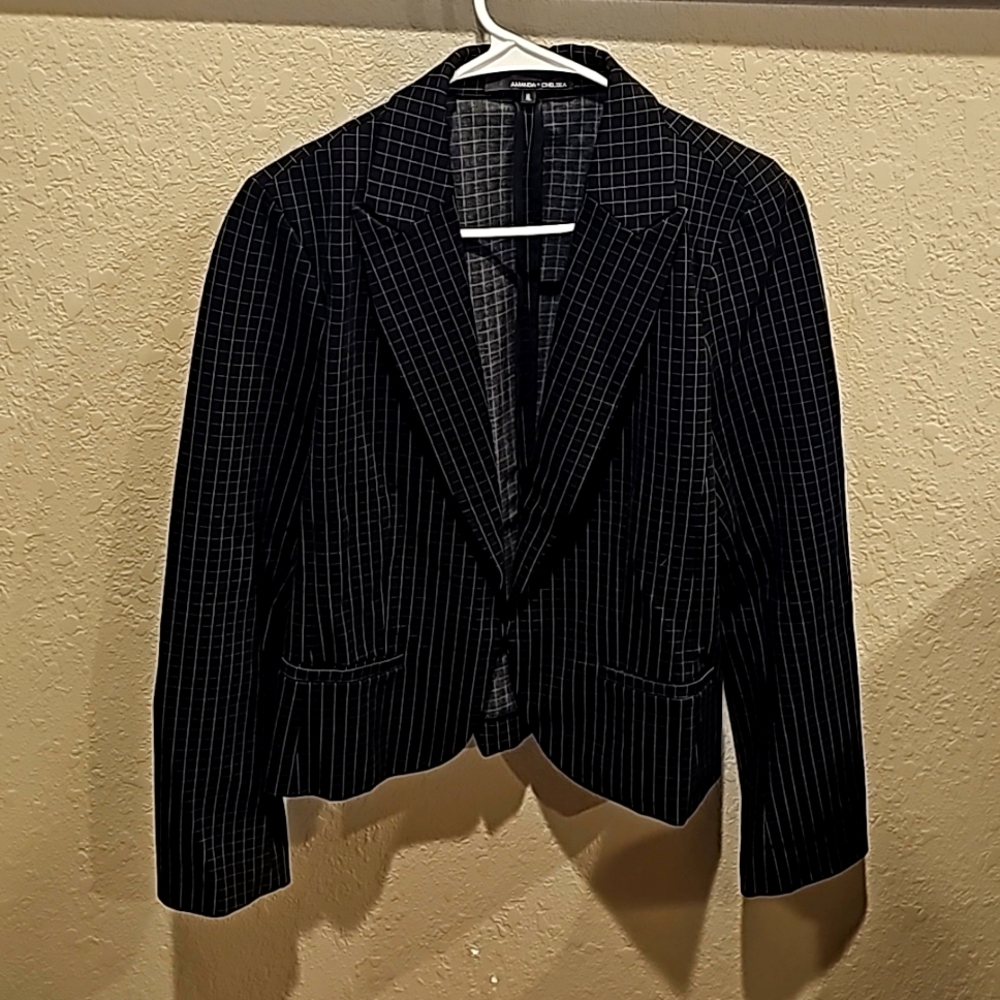 Amanda & Chelsea black striped Blazer